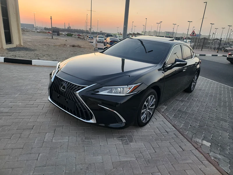 لكزس 2021 ES200، خيار كامل، أصلي، بدون انحناءات، خالي من الحوادث، نظيف جداً من الداخل والخارج، 100٪63225702799234112