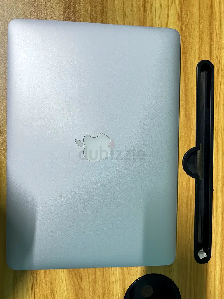 Apple MacBook Air 2017 13in  - Sleek and Powerful!63255533435649111