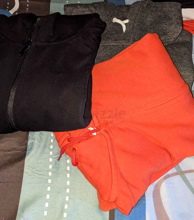 Brand Dress - Shirt#9Hoodie#3 Size - M,L  (New  Use)63236618141186112