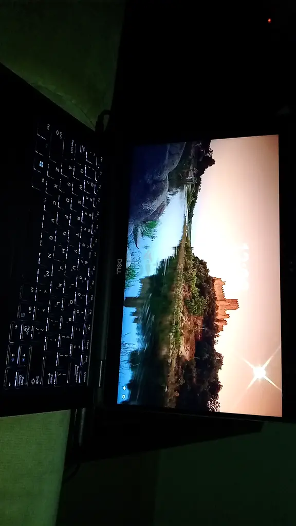 Dell latitude 7390 2 in 163255527754882112