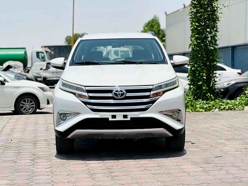 Toyota Rush // Gcc space // Model 2019 // Good conditions63165692813314114