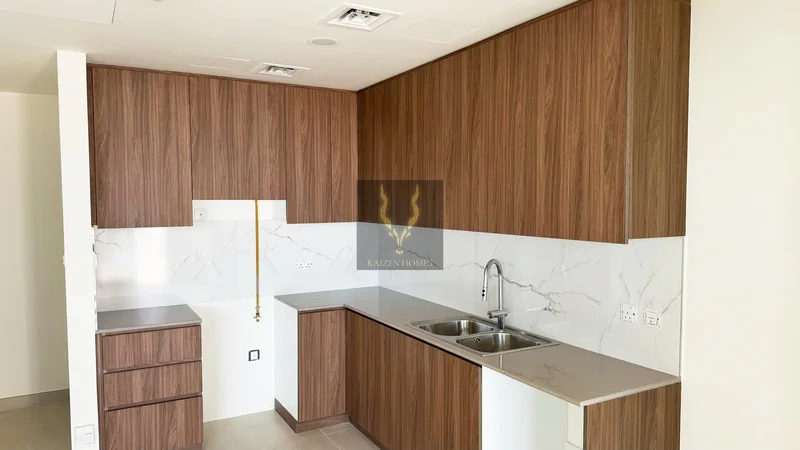 MAHA TOWNHOUSES / HANDOVER IN MAY / SINGLE ROW62888375074049114