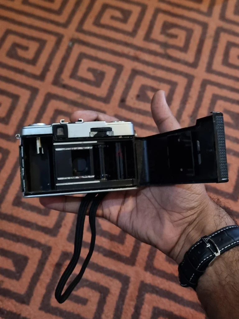 Olympus PEN EE-3 Half Frame Film 35mm Film Camera - Retro Classic62931667143553114