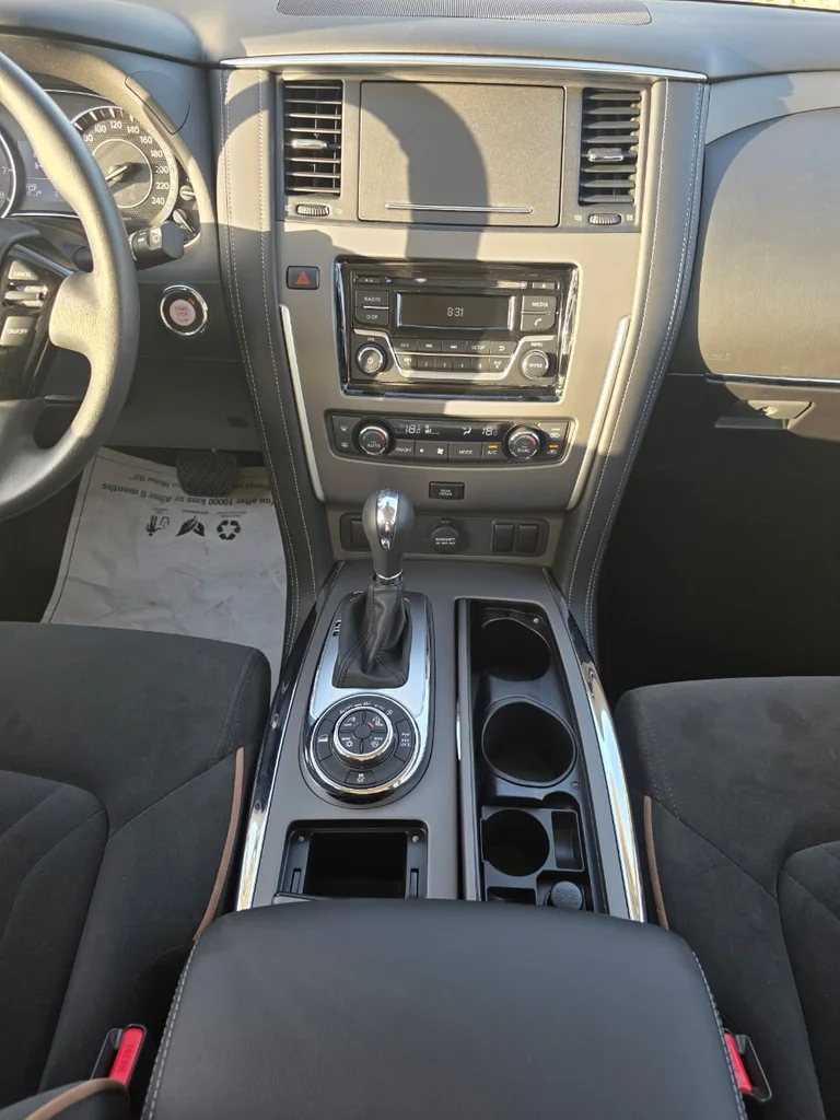 Abu Dhabi is a city of cars journeys EKAD 562932673468290114