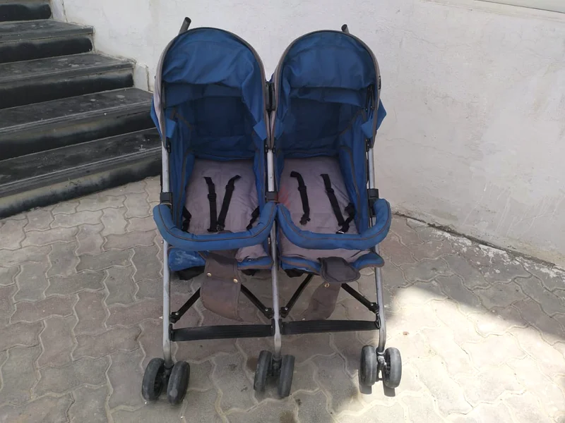 عربة توأم وفردية لأطفالك الصغار!632267855252491124