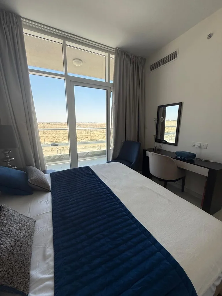 STUNNING FULLY FURNISHED 1BHK/TOP AMENITIES/FREE HOLD62885227392513111