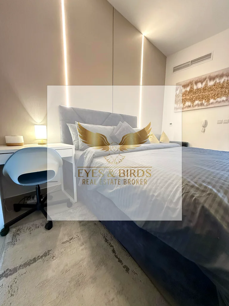 Pool View | Vacant  | Fully furnished| including bills | upgraded62890343012737114