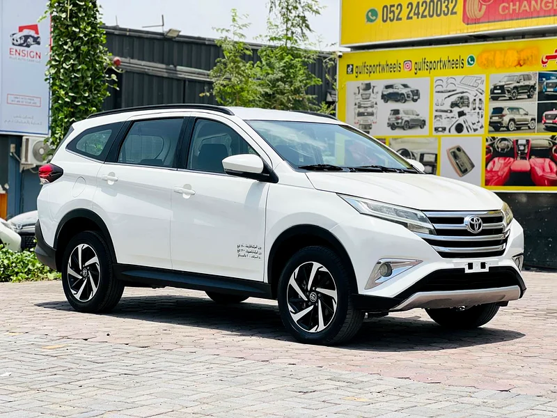 Toyota Rush // Gcc space // Model 2019 // Good conditions63165692813314118