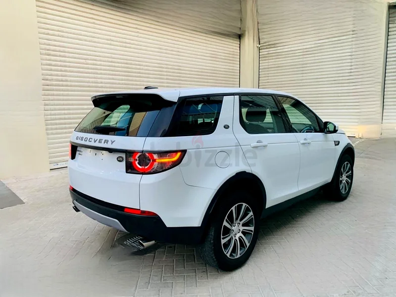 Land Rover discovery 2016 model Gcc 115000 km63226217116035113