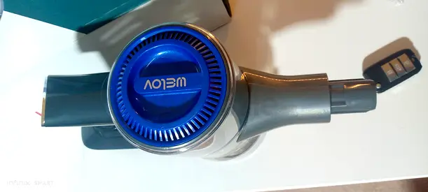 Cordless stick vacuum cleaner