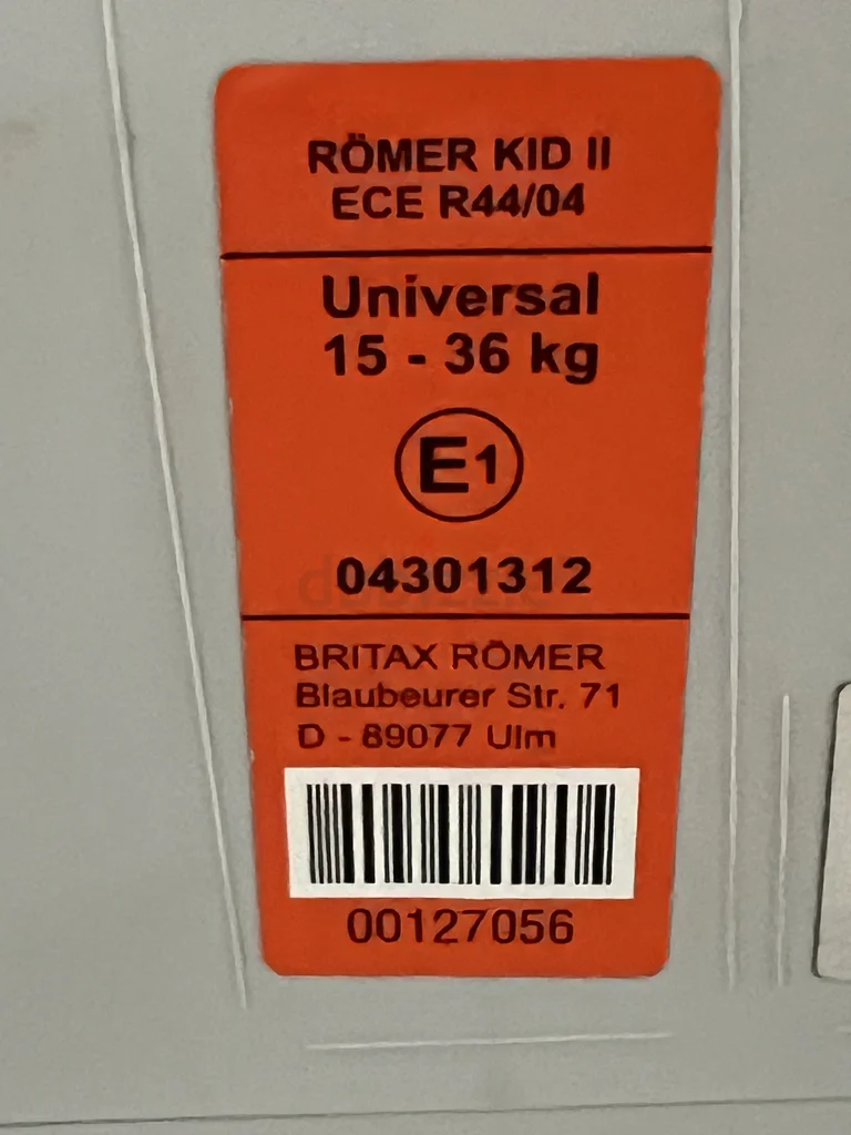 مقعد تقويم السيارة Britax Romer وواقٍ للسيارة62931682524931113
