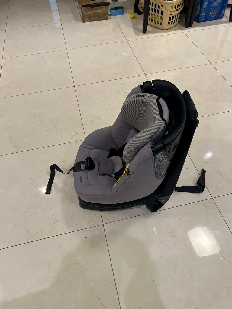 Safe and Comfortable Car Seat for Your Little One!62929659847425113