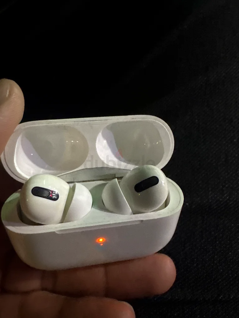 Apple AirPods: حرية اللاسلكي في انتظارك!63266944639363111