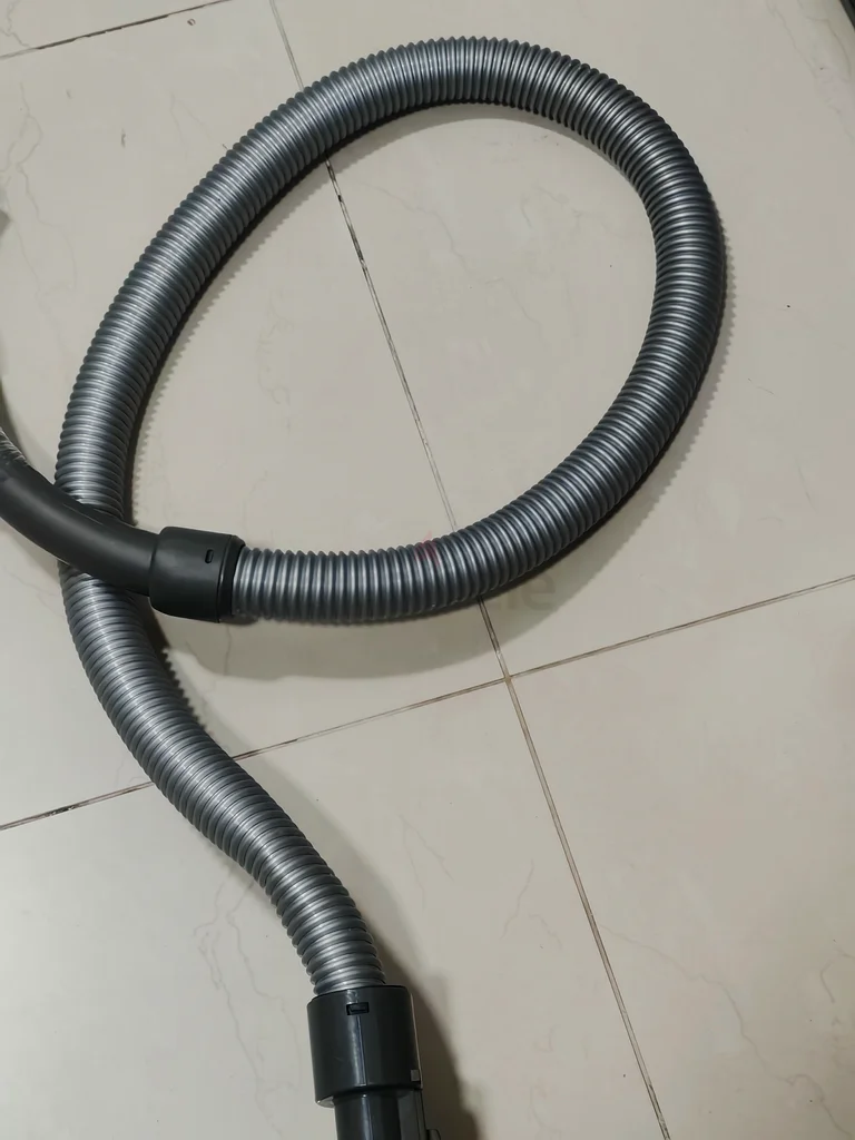 مكنسة كهربائية قوية وفعالة للبيع!63253972095746111