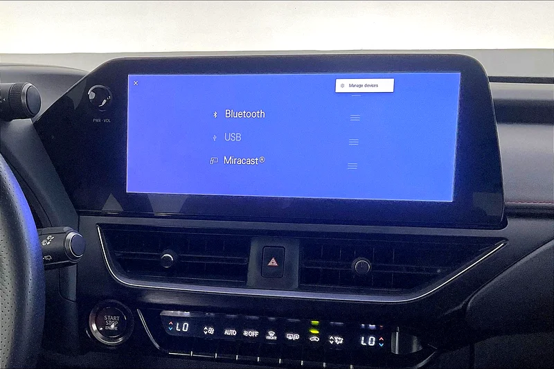 2023 لكزس UX200 F Sport Prestige • انخفاض كبير في السعر • ضمان المصنع حتى 26 يونيو 2027 • 4084063150480042497114