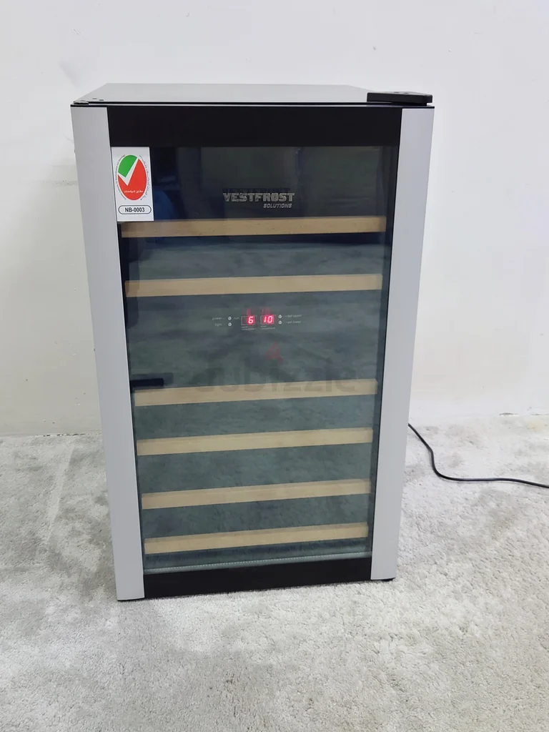 ثلاجة نبيذ فيستفروست W3262933694900098111