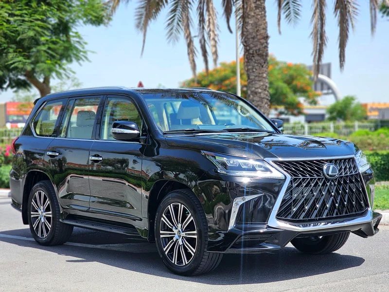 LEXUS LX570 SPORT FULL OPTION GCC UNDER WARRANTY63226215760259111