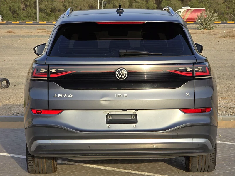 VOLKSWAGEN ID.6 PRO 2022 //UNDER WARRANTY // 2KEYS // ACCIDENTS FREE // ORGINAL PAINT63152289870082114