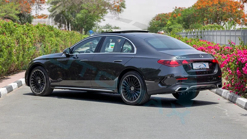 2025 MERCEDES-BENZ E 300 2.0L RWD GCC 0Km With 2 Years Unlimited Mileage Warranty @Official Dealer62932674146689114