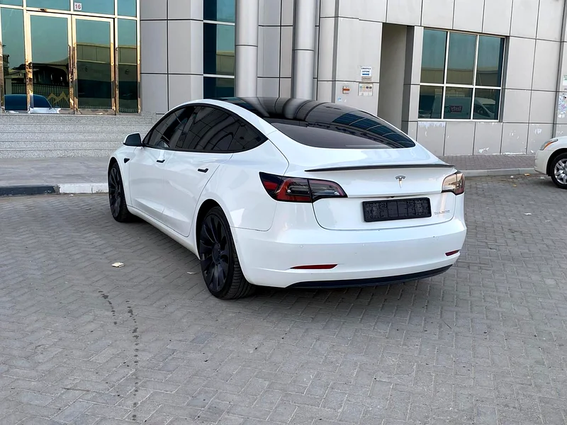 Tesla Model 3... Model 2023... GCC specifications... Under warranty63175703399939113