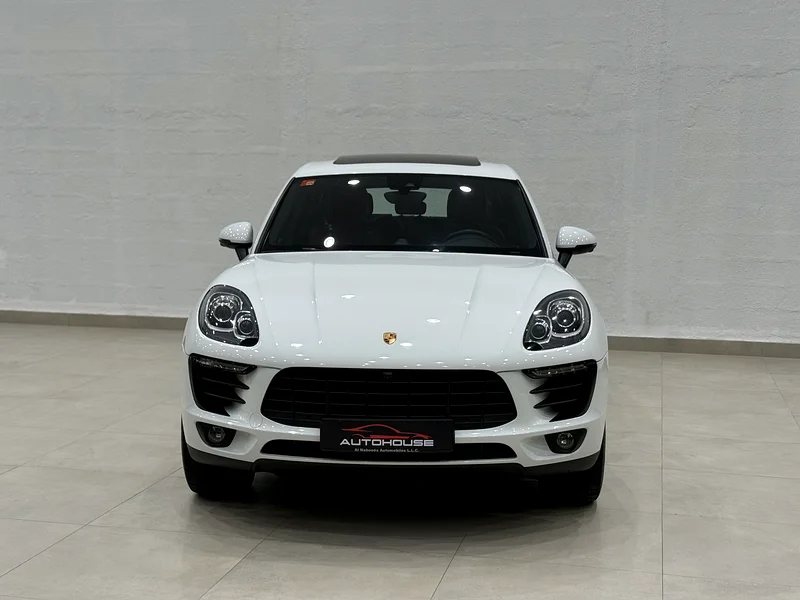 Porsche Macan. GCC Specs. Very Low Milage. Super Clean63150022185218111