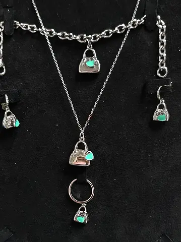 TIFFANY Set. 5 pcs. New.