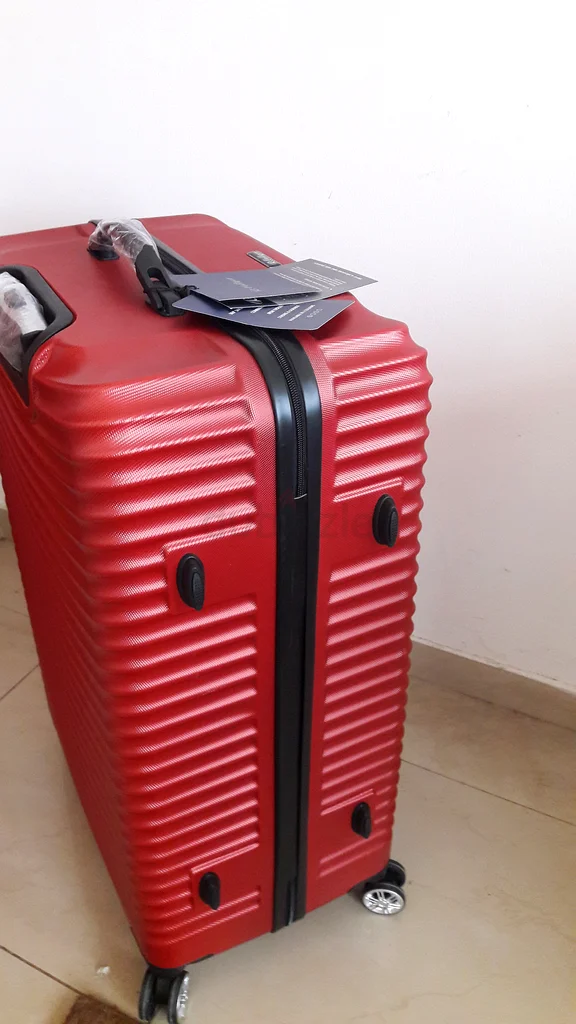Suitcase 28inches size63240130124802114
