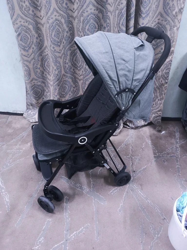 المنزل يوافق على عربة الأطفال مثل الجديدة62931682593155113