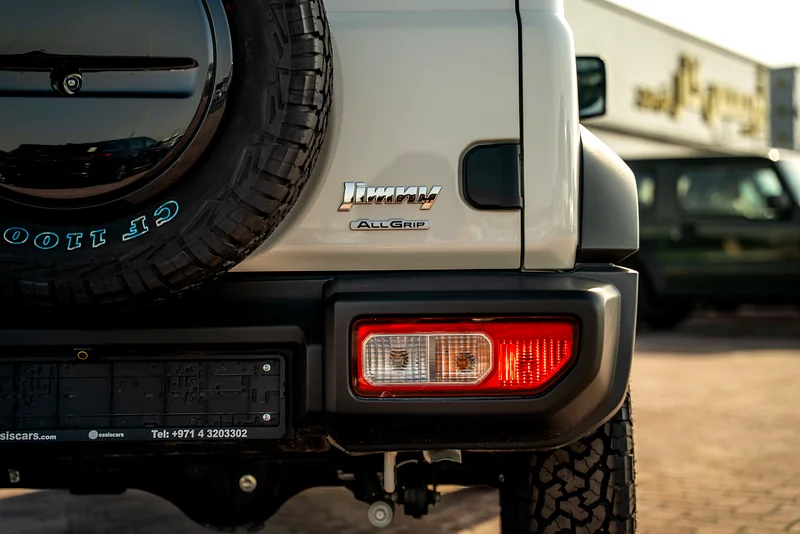 Suzuki Jimny GLX 3-Doors A/T GCC Low Mileage 202463174774094081113