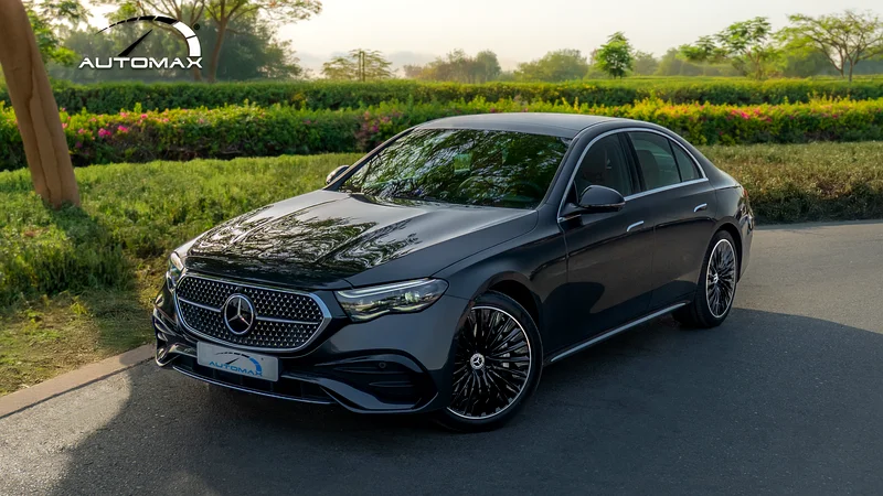 2025 MERCEDES-BENZ E 300 2.0L RWD GCC 0Km With 2 Years Unlimited Mileage Warranty @Official Dealer62932674146689116