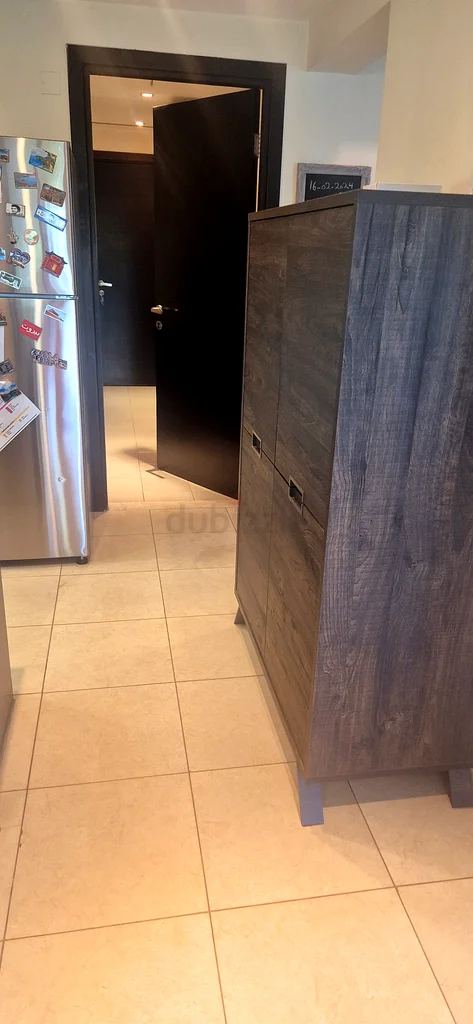 Stylish Modern Storage Cabinet - Perfect for Any Home!62865808752642113