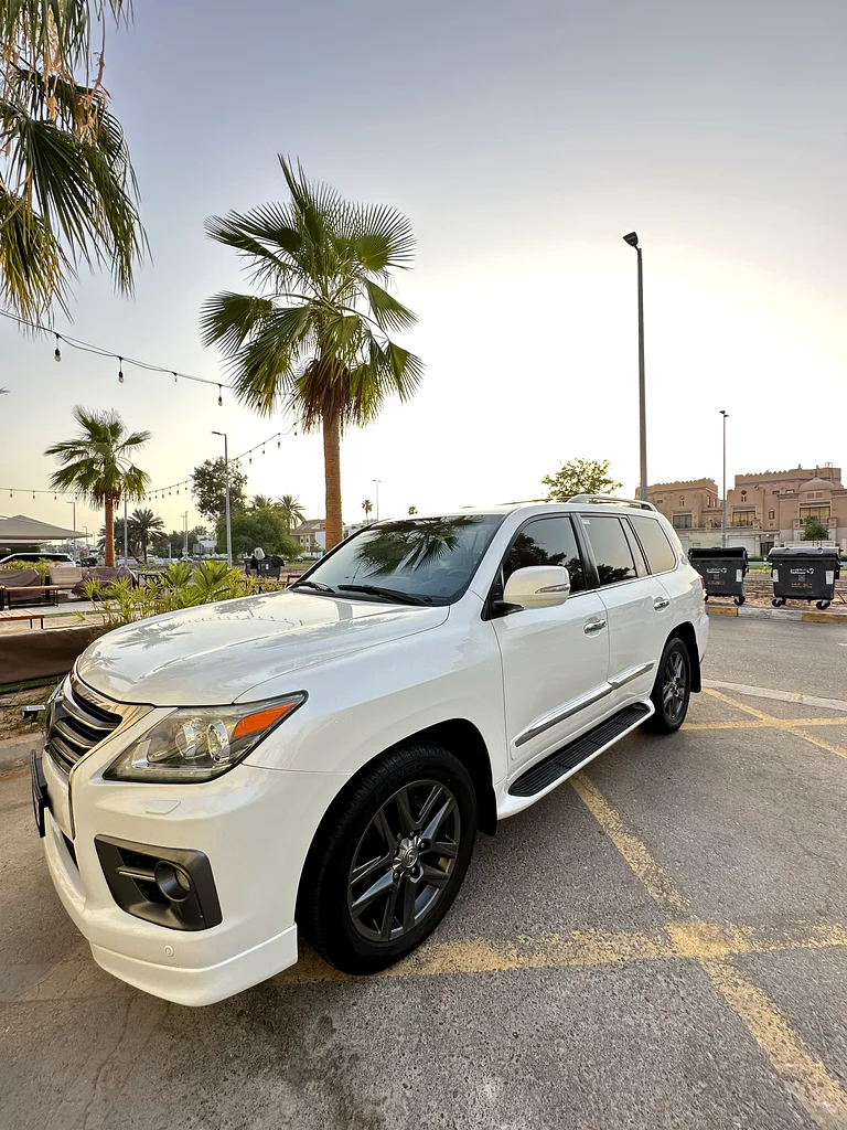 Lexus LX 570 2014, first owner, GCC63169917658243111