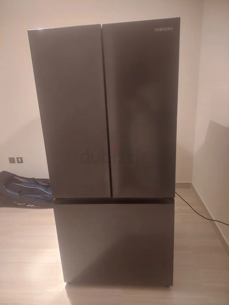 ثلاجة سامسونج جديدة ذات باب فرنسي62933694864386115