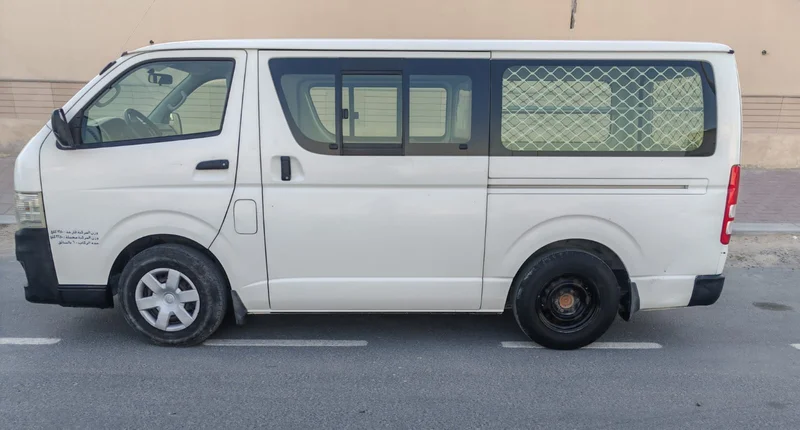 2012 Hiace  very good condition62932674928643112