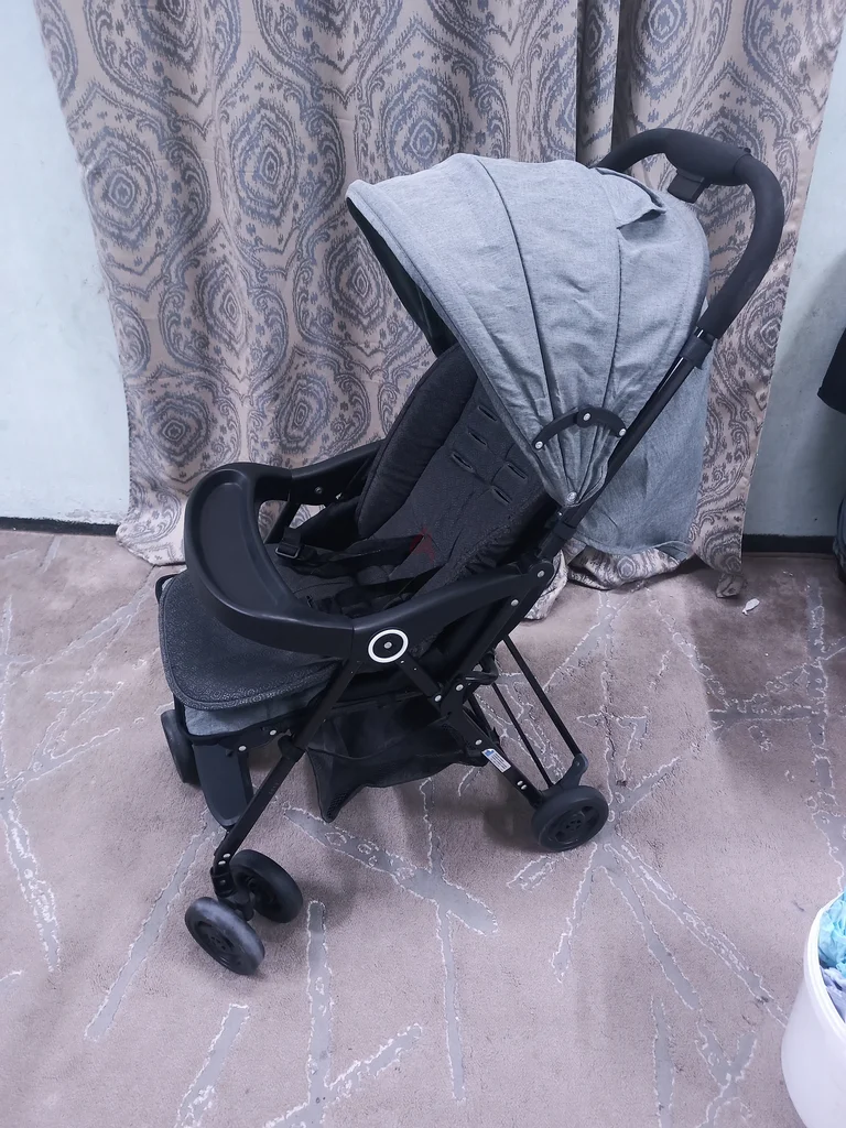 المنزل يوافق على عربة الأطفال مثل الجديدة62931682593155114
