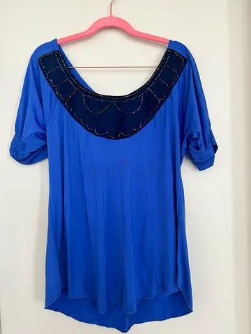 Blue top new size XL