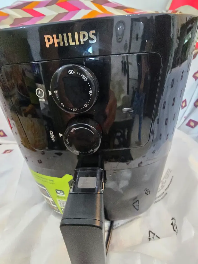 Air fryer63252432522754114