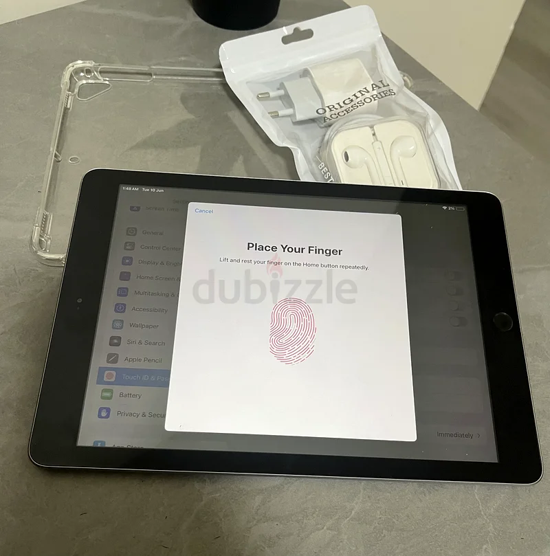 Apple IPad 6th Gen - 128GB63215377976193114