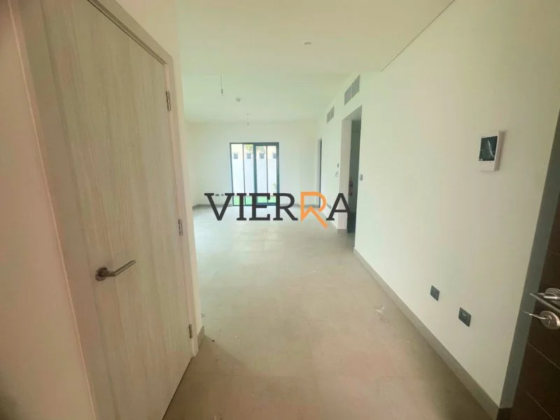 ٣ غرف نوم + خادمة | صف واحد | جاهز للسكن62889355848705113