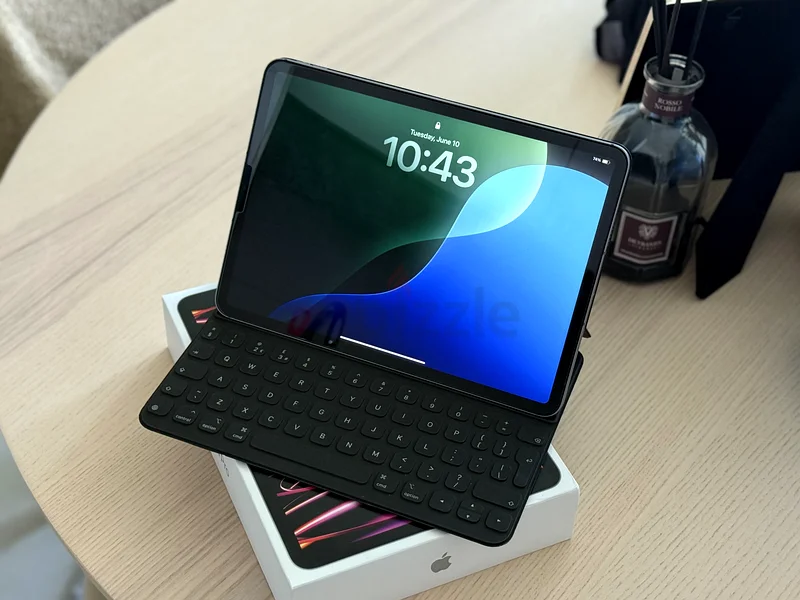 جهاز iPad Pro بشاشة 11 بوصة (الجيل الرابع)، واي فاي+اتصال بيانات628647099843851110