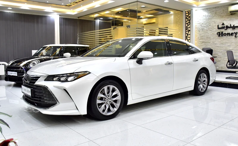 AED 1,860 EMI at 0% DP | Toyota Avalon XLE (2021 Model) in White Color, GCC Specs63138715703811111