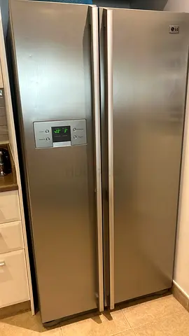 LG side by side refrigerator digital invter model excellent condition