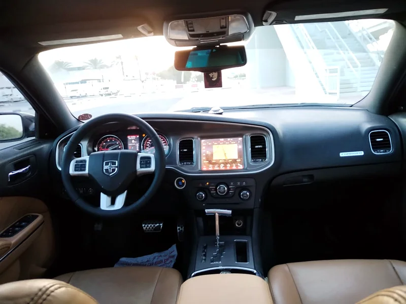 Dodge charger 2012 ..GCC..PRICE INCLUDES REGISTRATION  AND PASSING63173122833282113