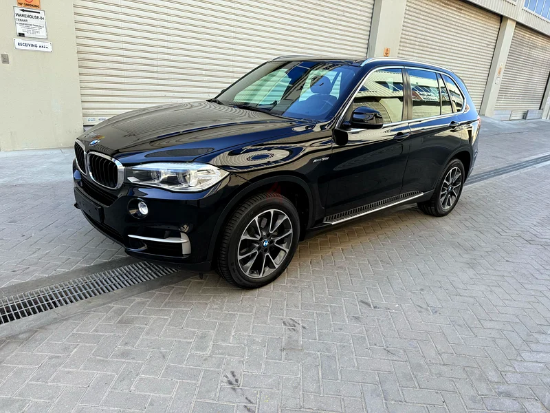 بي إم دبليو X5 Xdrive35i 2015 نسخة الخليج، سجل صيانة كامل، المالك الأول، مفتاحان  
104000 كم632296458726421129