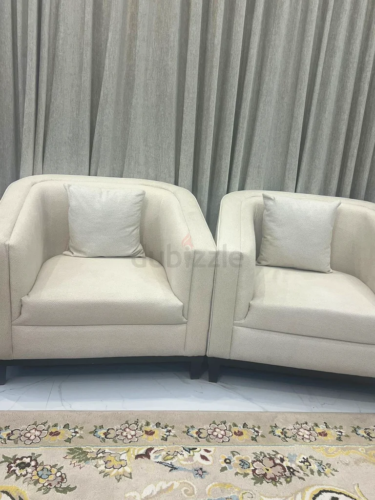 Stylish Pair of Cream Armchairs - Modern Comfort62863822482947111