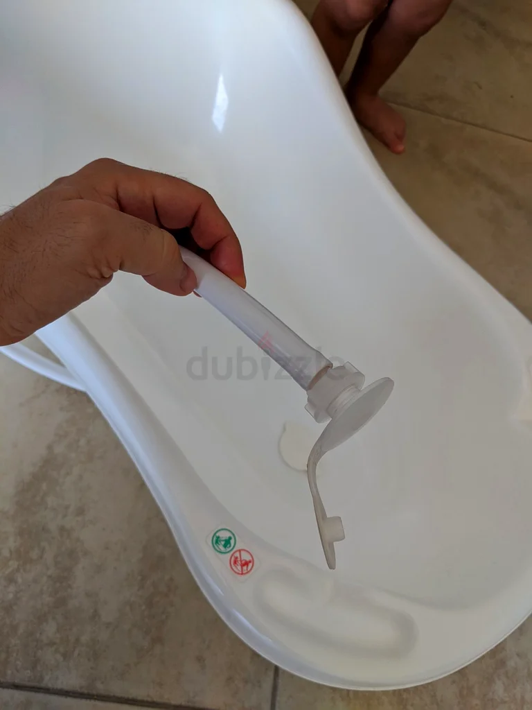 حوض استحمام للرضع مع حامل62863824091011113