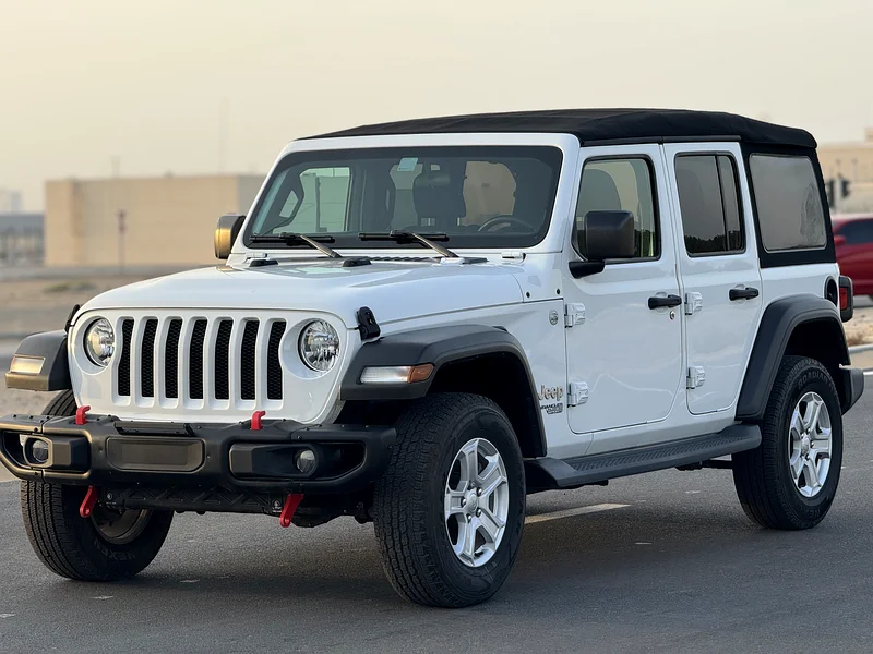 جيب رانجلر 2019 غير محدودة سبورت V6 بجميع الخيارات، طلاء أصلي، حالة ممتازة63172653648513112