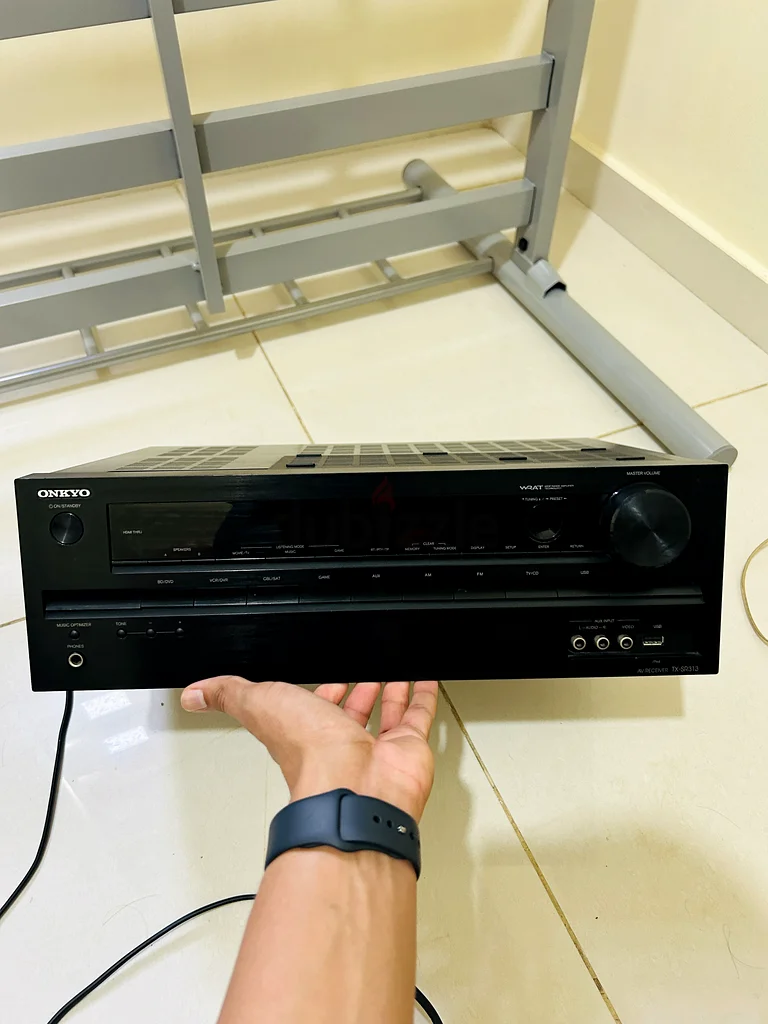 For Sale: Onkyo TX-SR313 5.1 Channel AV Receiver – AED 99963266527766915118