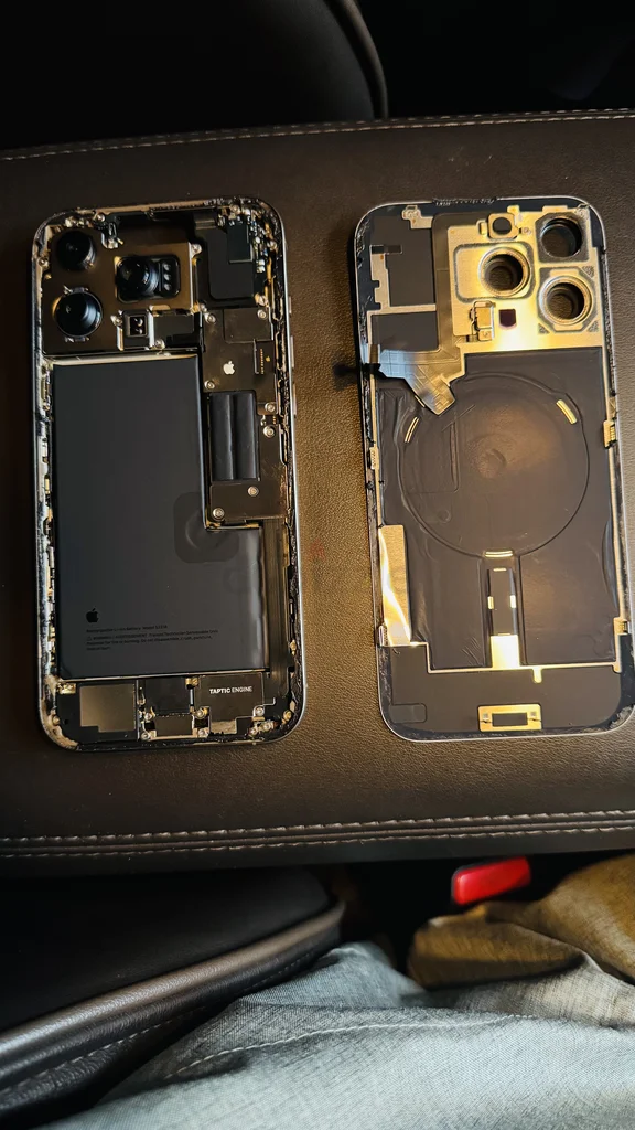 Apple iPhone 16 Pro Max - أجزاء الظهر الأصلية62864709958147111