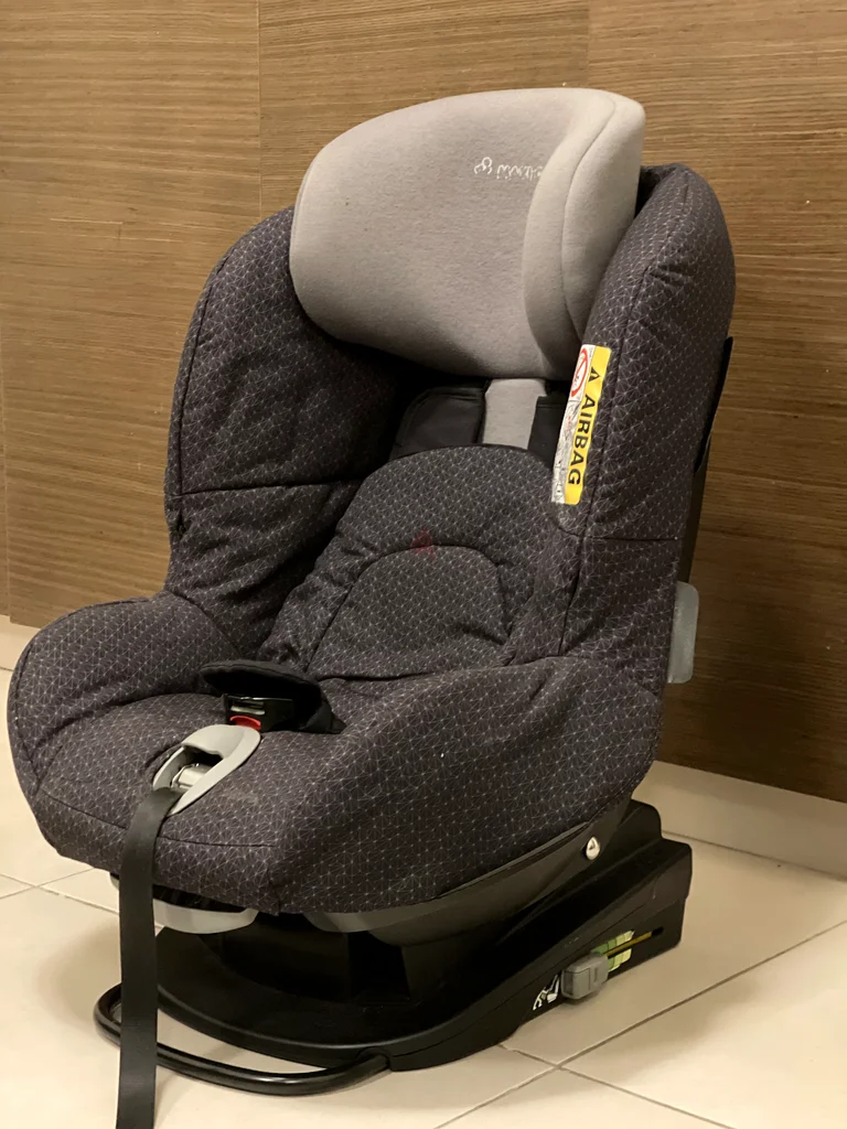 Safe and Stylish Baby Car Seat for Your Little One!62929659922689111